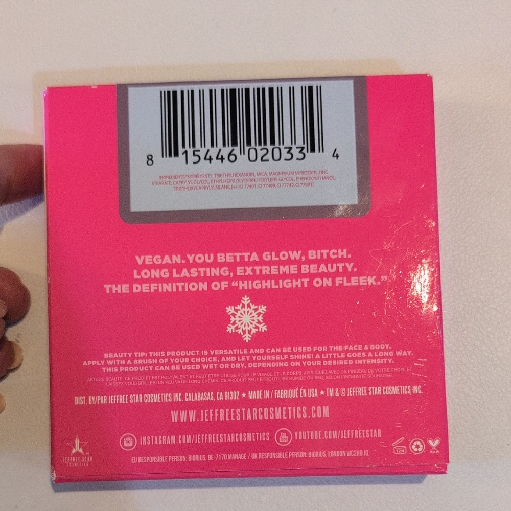 Jeffree Star Cosmetics Pink and Gold Packaging - Picture 4 of 8